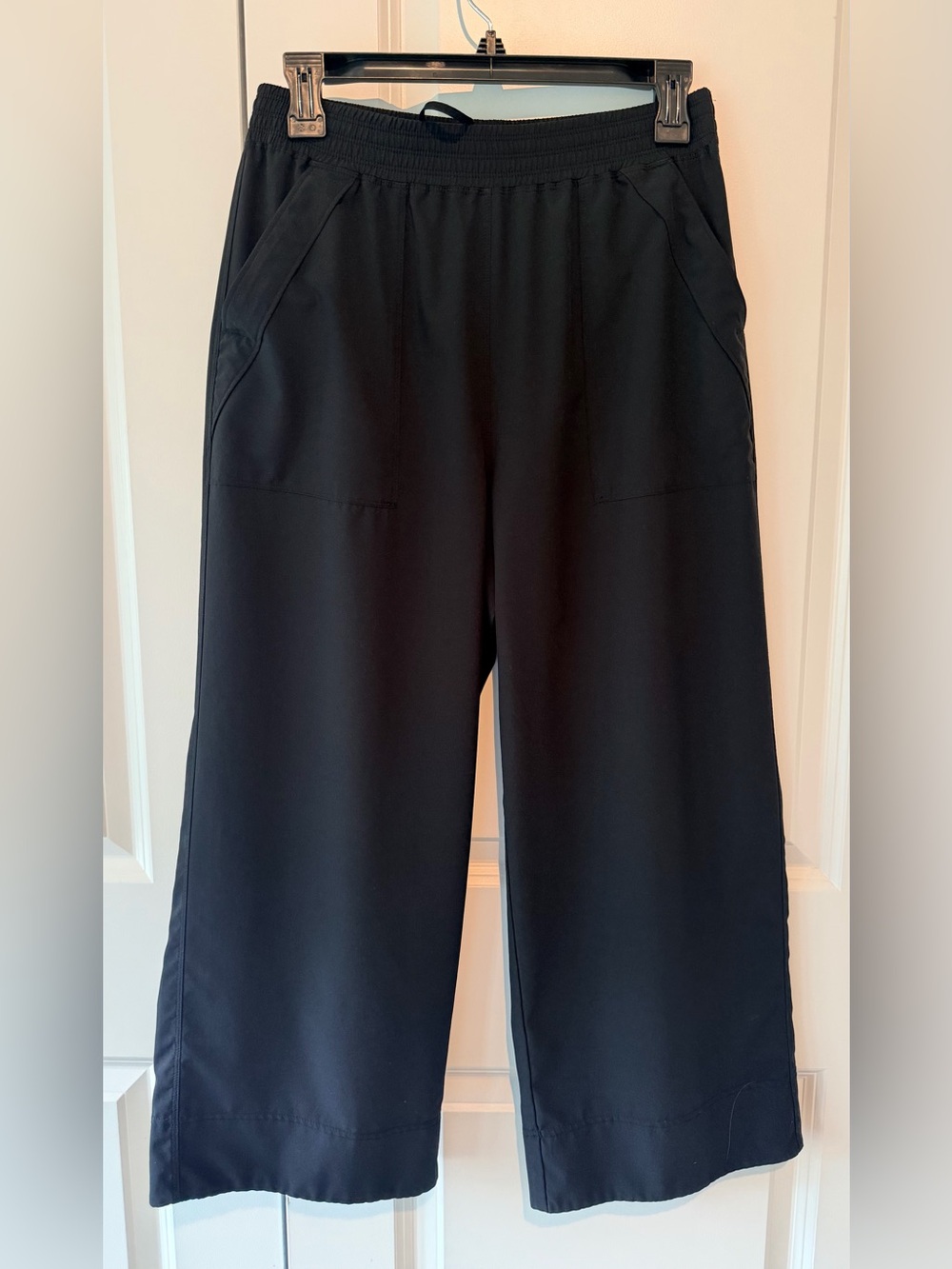 Old Navy Wide Leg Crop